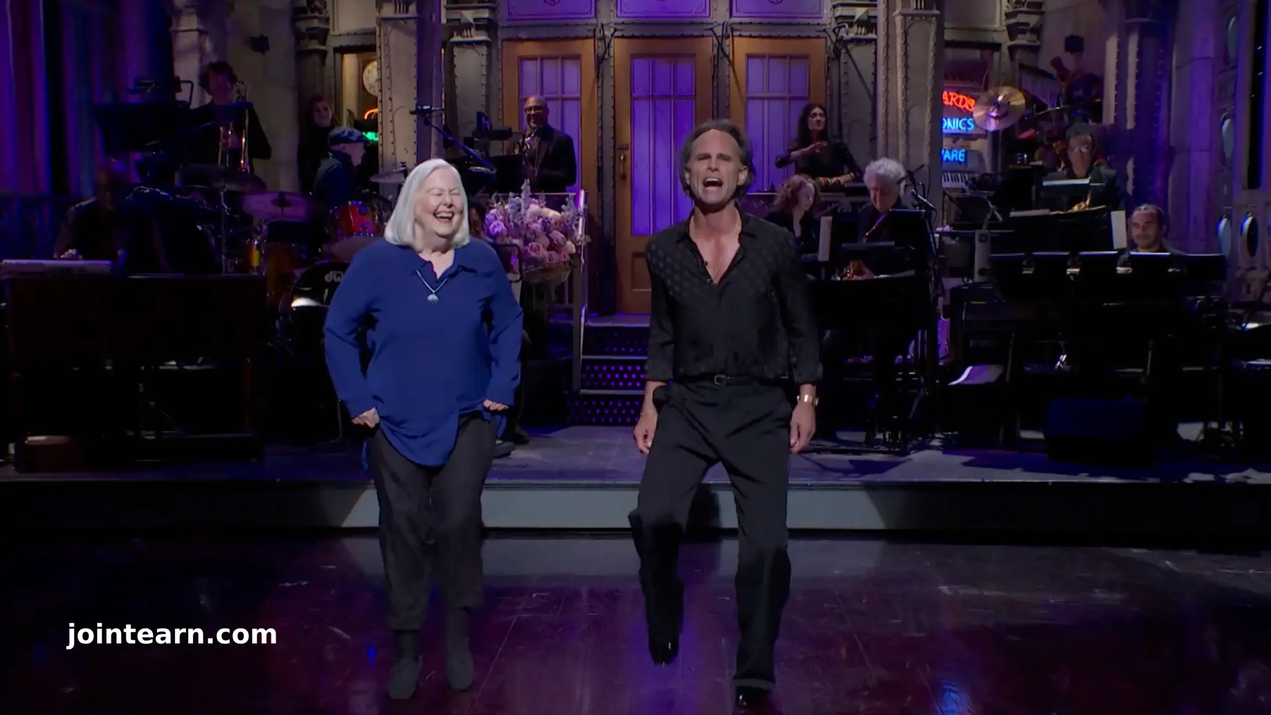 Walton Goggins Honors His Mother With Heartfelt Dance in ‘SNL’ Monologue for Mother’s Day Episode